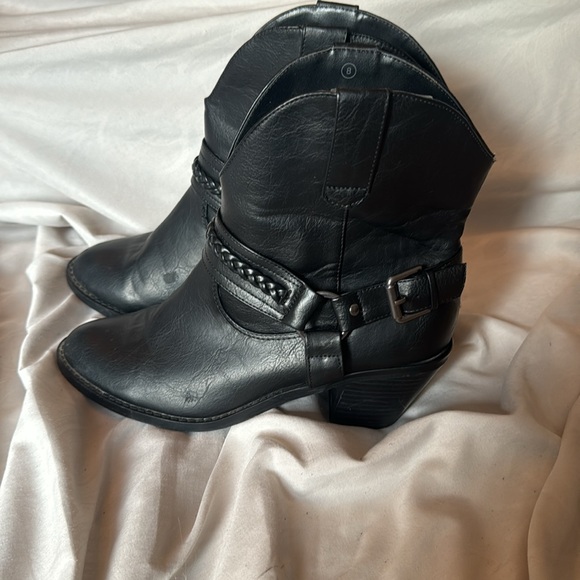 Black Womens Ankle Boots - Picture 3 of 7